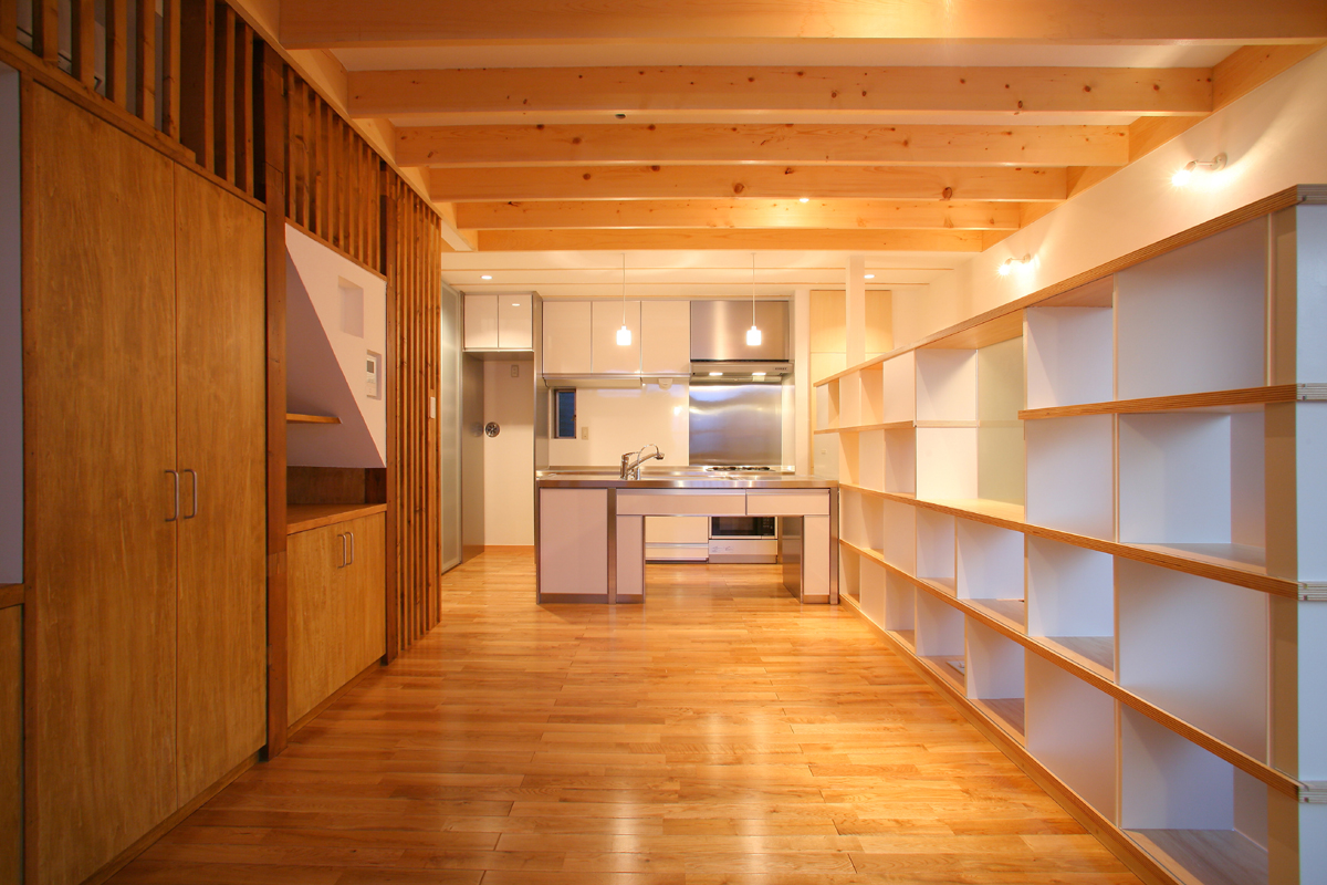 造作収納実例 目隠しを兼ねた収納棚 自然素材の新築 注文住宅 Tau設計工房
